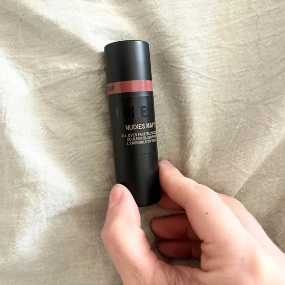 NWT Nudies Matte Blush in Sunset Strip Color w/ brush - Retails for $35 - Picture 11 of 12